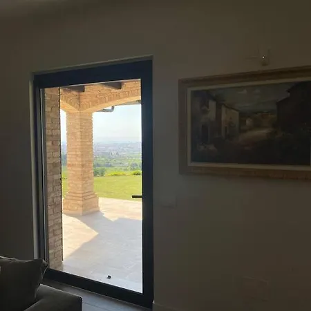 Di Lusso Rustica Con Vista Mare, Collina E Montagna
